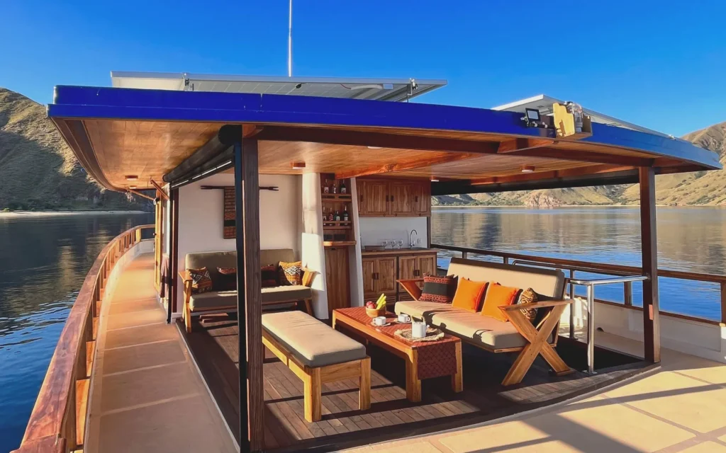 Coral Reef Safari boat deck