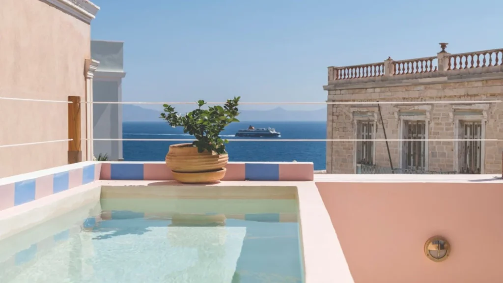 A small boutique hotel facing sea