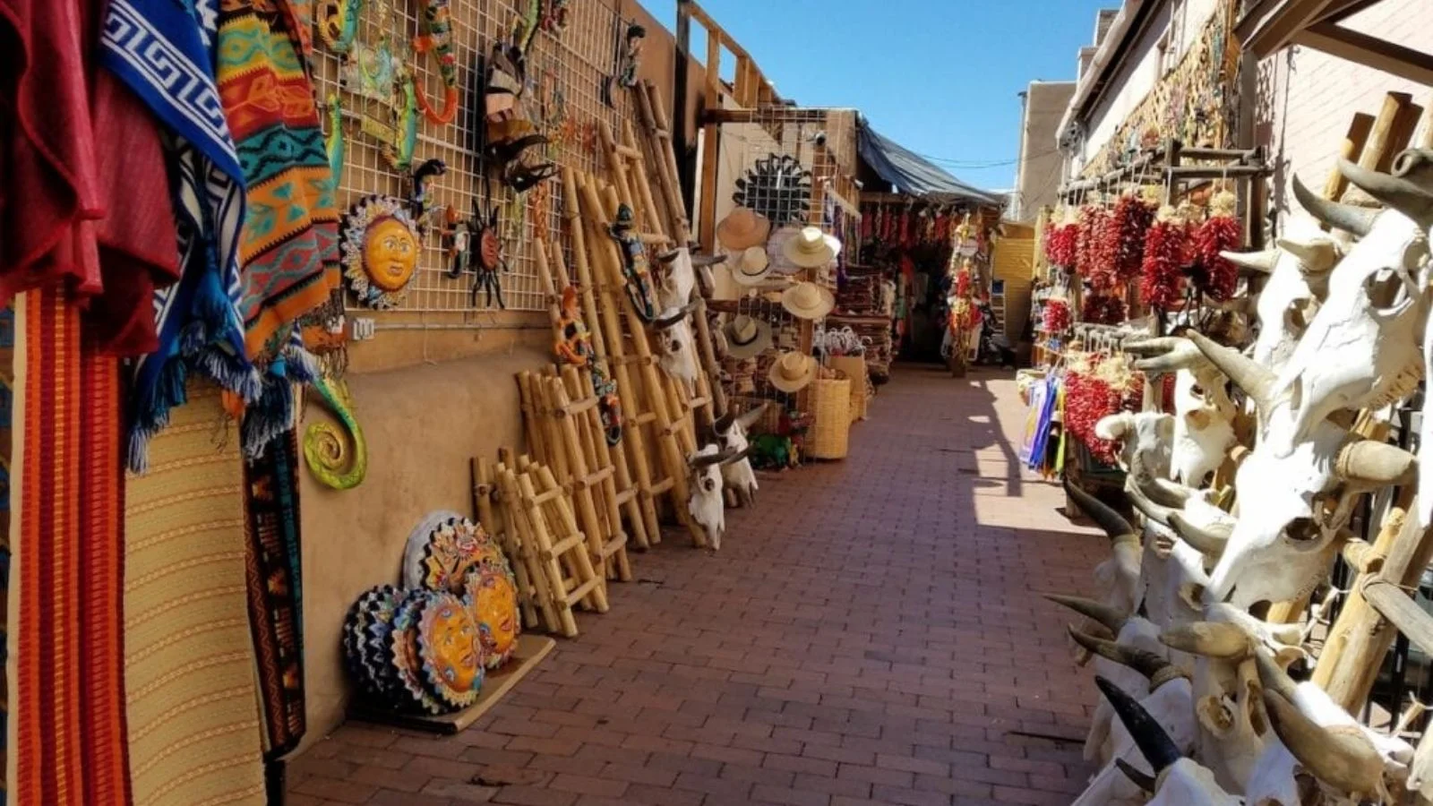 shopping street in Todos Santos