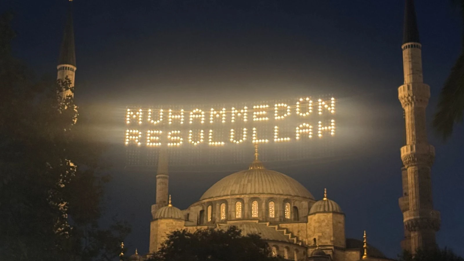 The Blue Mosque at night. Istanbul.