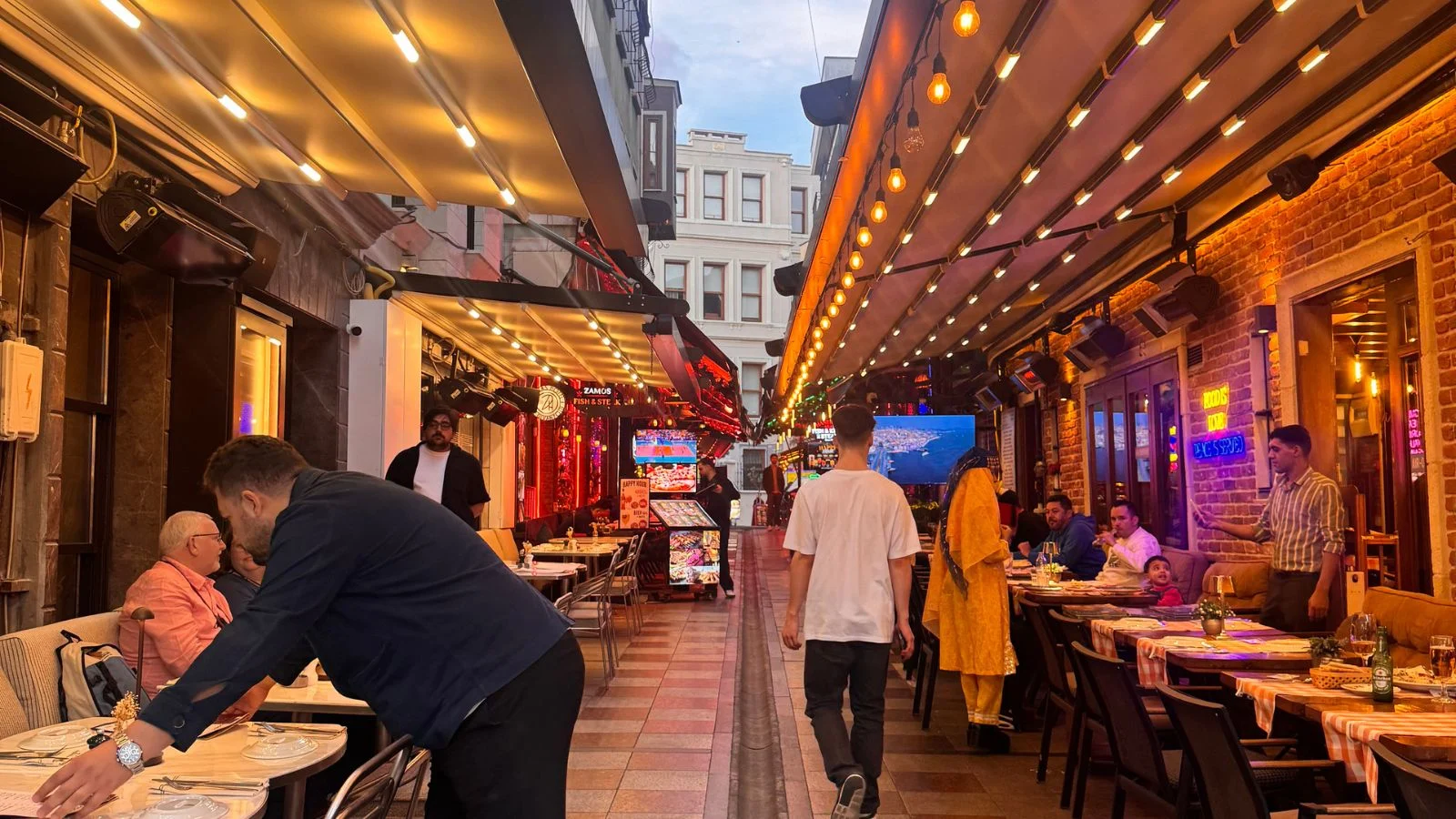 Sultanahmet restaaurants, Istanbul.
